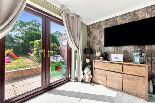 2 bed Semi-Detached for sale Image 9