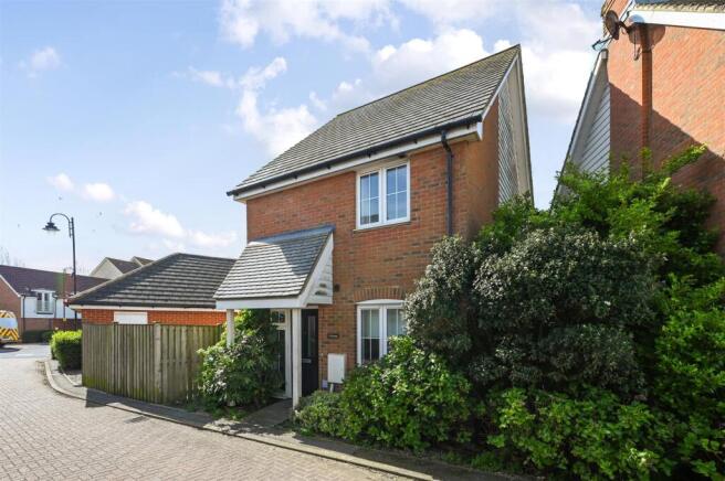 14 marsh way tn31 (4)