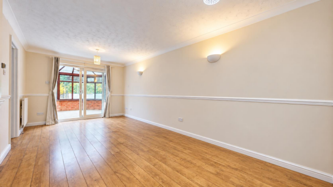 liv and dining room