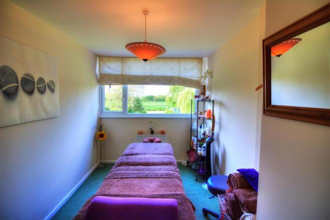 Bedroom 3.jpg