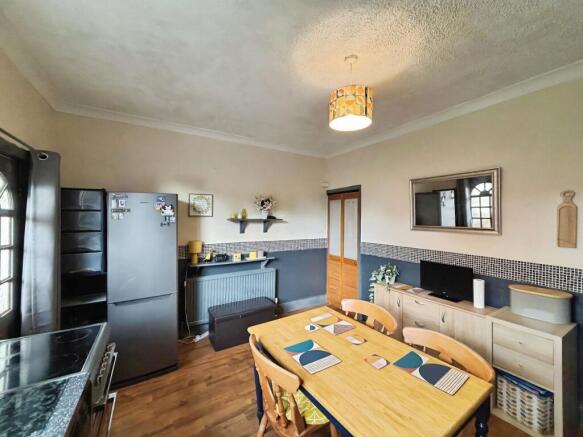 2 bed Terraced for sale Image 9