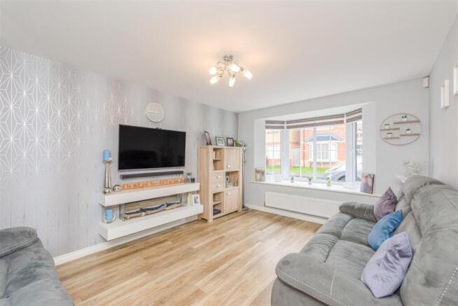 1 Oakway Drive, Woodville