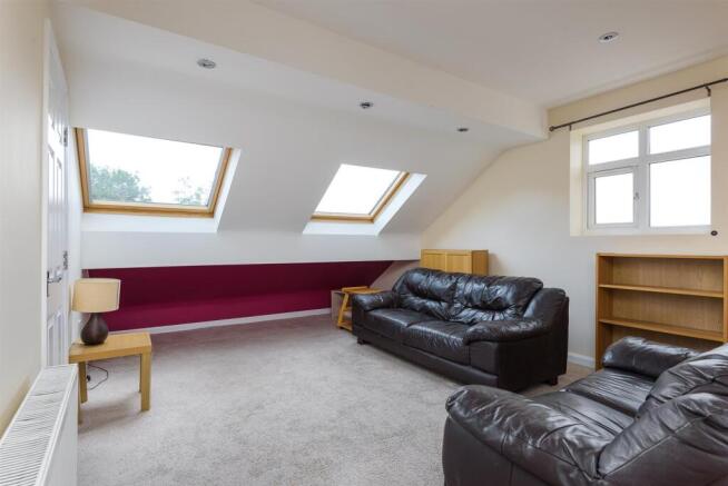1 bed Apartment to rent Image 5