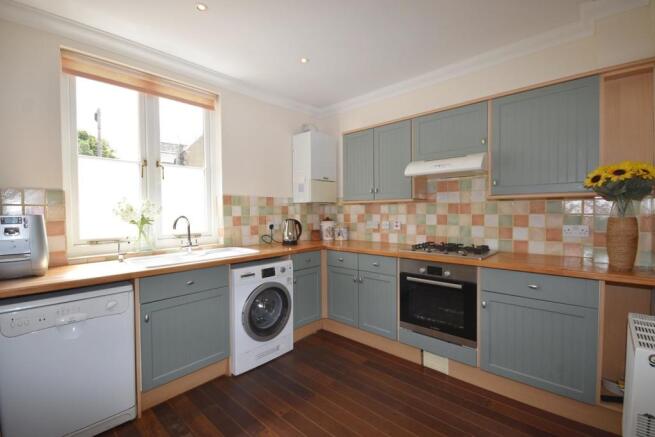 Kitchen.JPG