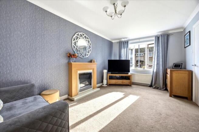 08-28_GREENS_AVE_KIRKINTILLOCH_008.jpg