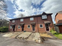58, St Peters Gardens, Wrecclesham, Farnham GU10 4QY