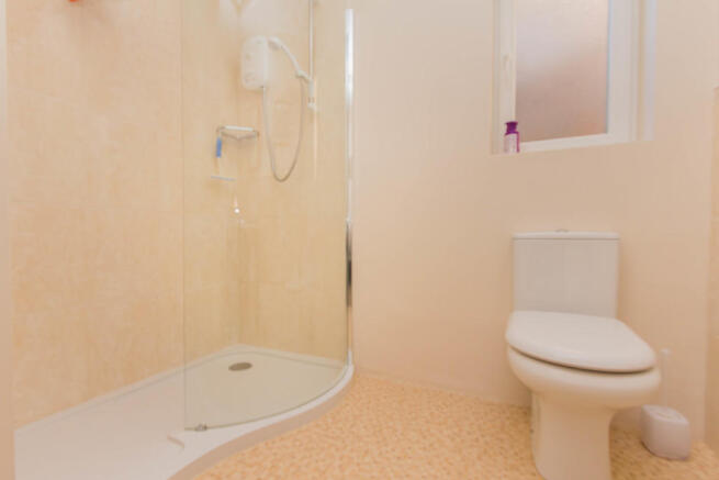Downstairs Shower...