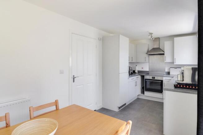 3 bed Semi-Detached for sale Image 9