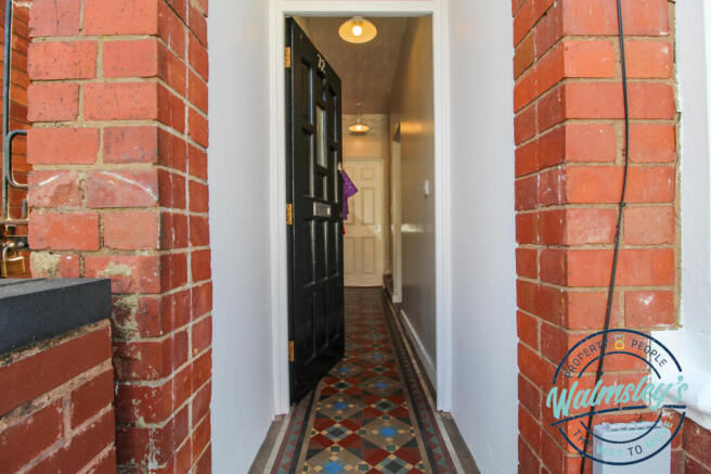 entarnce hallway