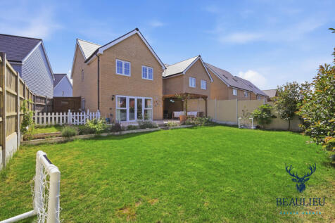 Wright Crescent, Chelmsford, CM1 6