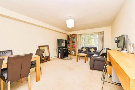 Queens Road, Kingston upon Thames, KT2