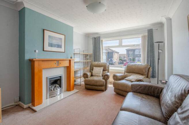 3 bed Semi-Detached for sale Image 4