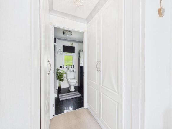 2 bed Park Home for sale Image 11