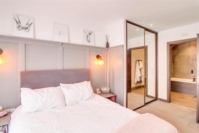 bespoke fitted wardrobes
