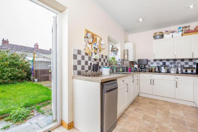 Kitchen / Garden