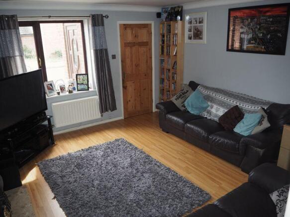 Living Room Pic 2