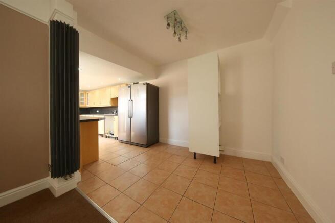 42 Caerphilly Rd 429