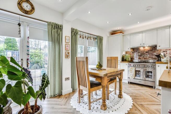 Kitchen/Dining Room