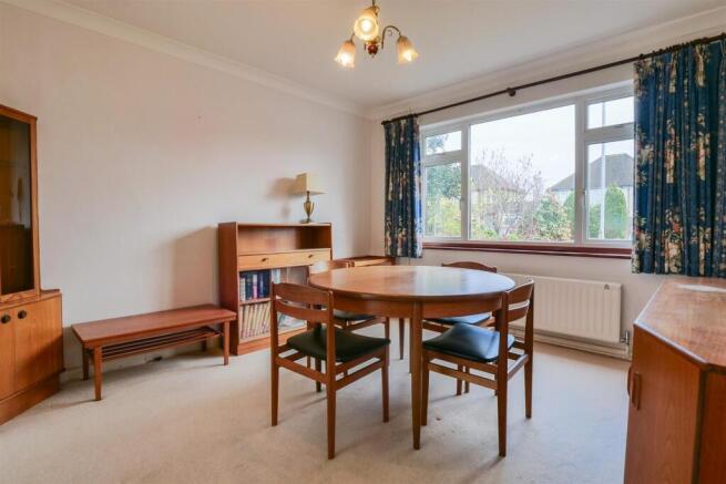 Gilders Road, Chessington3.jpg