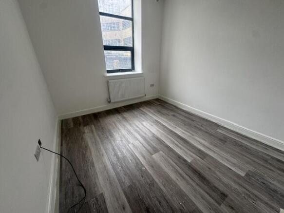 1 bed Flat to rent Image 8