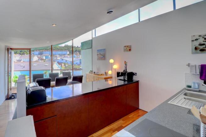 Kitchen area.jpg