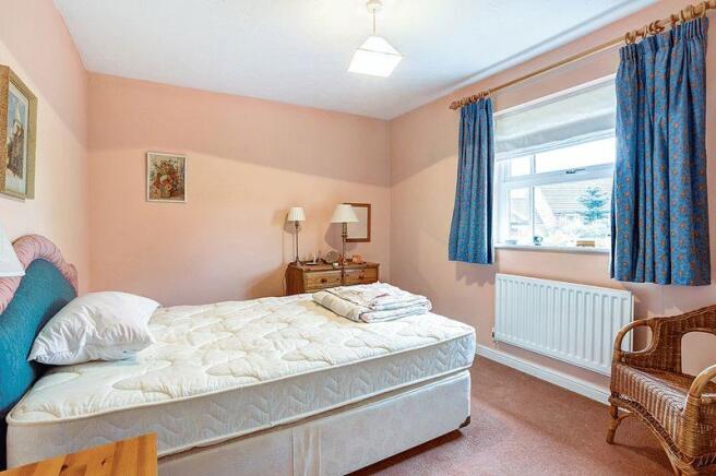 BEDROOM 2