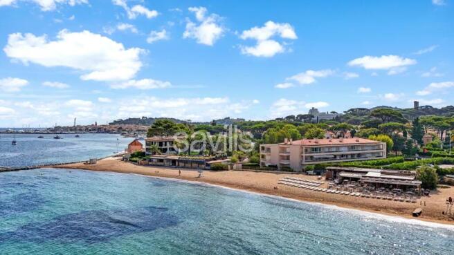 Sea View Apartment In Saint-Tropez