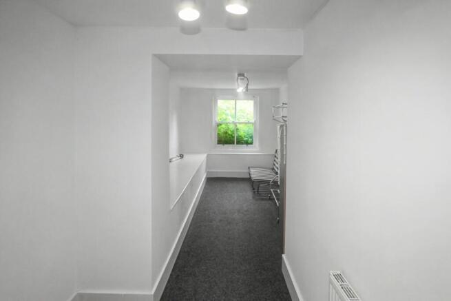 8 bed House of Multiple Occupation for sale Image 11