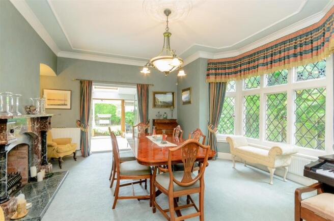 8345664-interior03.jpg