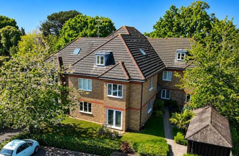 Woodgate Close, Cobham, Surrey, Surrey, KT11