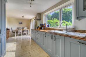 25, Southside, Tetbury GL8 8PP