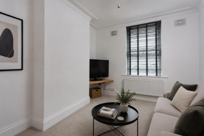 3 bed Terraced for sale Image 2