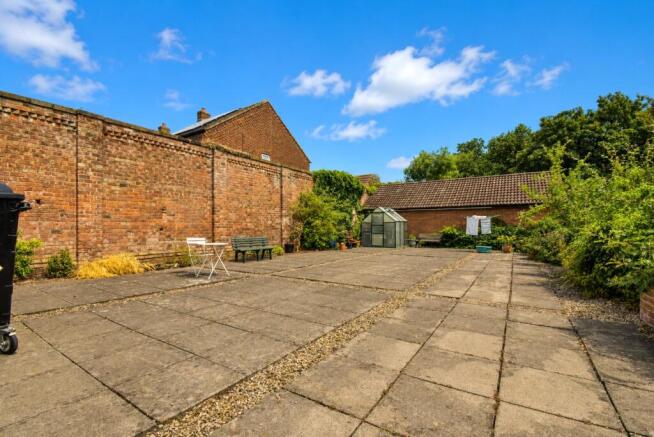 1 bed Apartment for sale Image 8