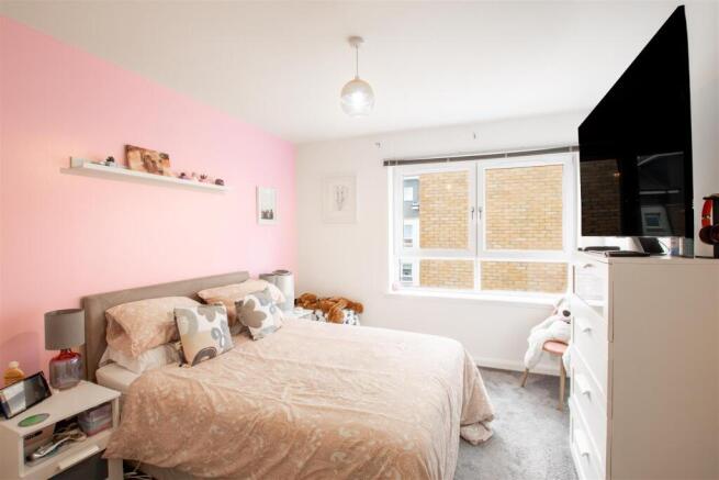 bedroom.one-1.jpg
