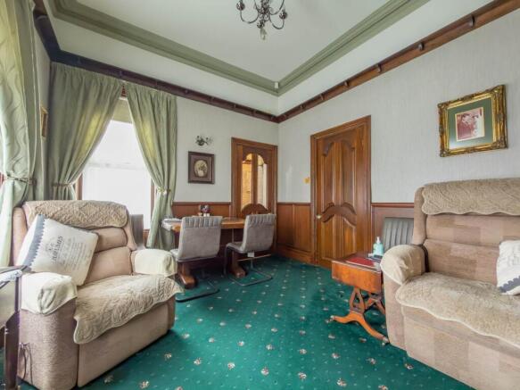 1 bed Detached for sale Image 10