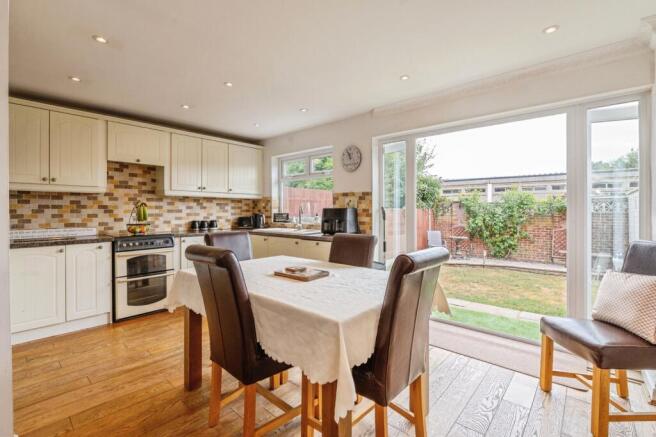 Kitchen Diner