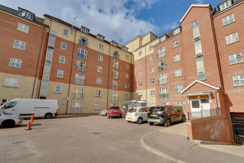 Palgrave Road, Bedford, Bedfordshire, MK42 9GQ