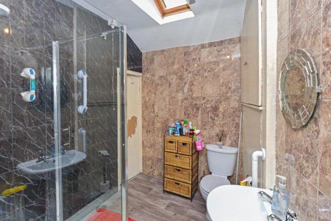 2 bed Terraced for sale Image 9
