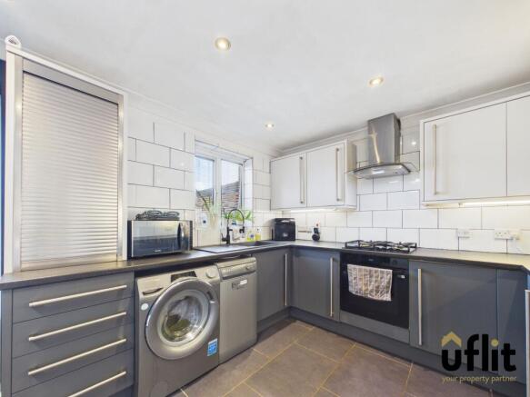 3 bed Detached for sale Image 9