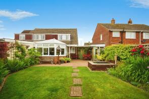 12, Howmead, Berkeley GL13 9AS