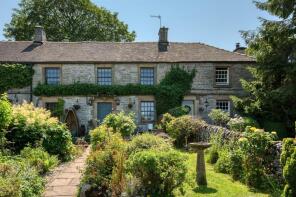 2, Old Hall Cottages, Rakes Road, Bakewell DE45 1JL