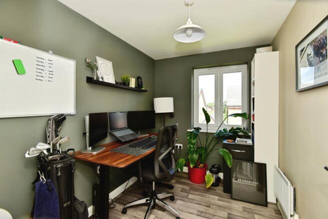 Bedroom Three/Study