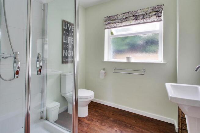 Shower Room 2.jpg