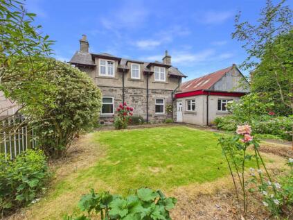 Roseville, Chapel Street, Aberfeldy, PH15 2AS