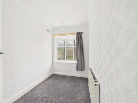 3 bed Semi-Detached for sale Image 8