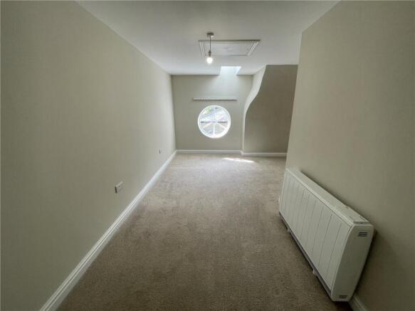 1 bed Detached to rent Image 9