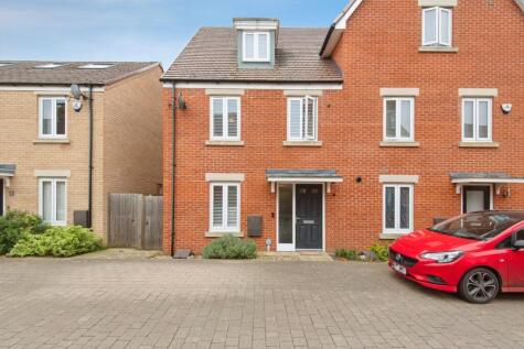 Gilbert Avenue, Biggleswade, Bedfordshire, SG18