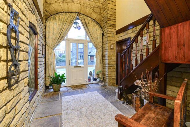 4 bed Barn Conversion for sale Image 9