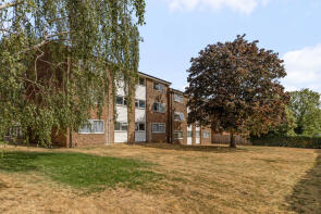 7, 211 Boston Court, Selhurst Road, South Norwood, London SE25 6YA
