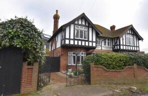 1, Thurston Park, Whitstable CT5 1RE